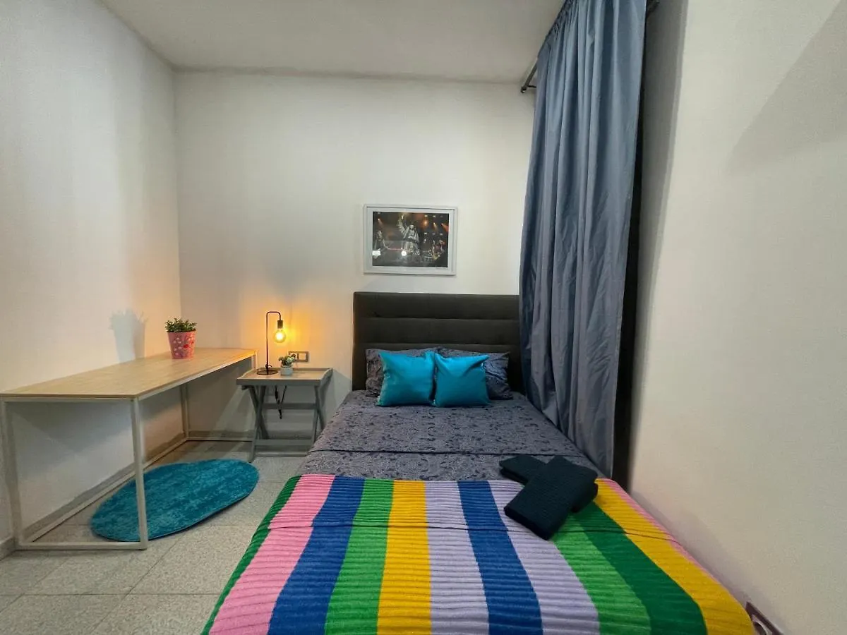 Plaza Universidad Rooms Barcelona 0*,